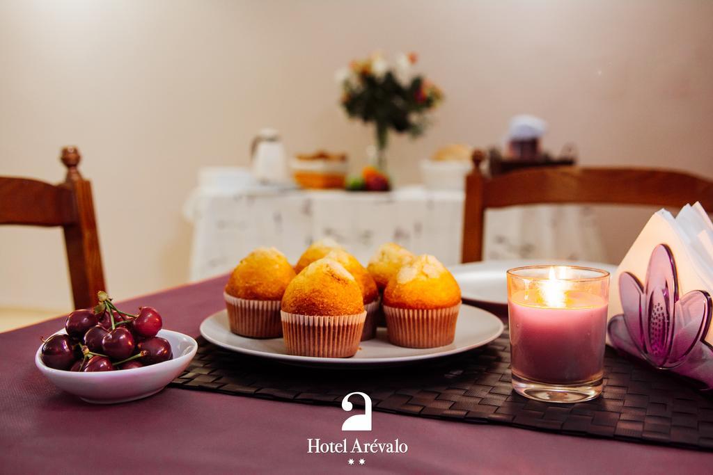 Hotel Arevalo クエンカ エクステリア 写真